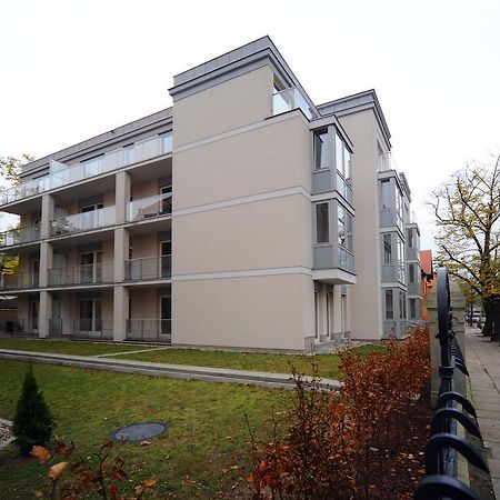 Very Berry - Orzeszkowej 10 - MTP Apartment, parking, balcony, check in 24h Posen Exterior foto