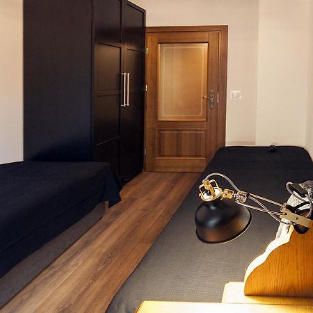 Very Berry - Orzeszkowej 10 - MTP Apartment, parking, balcony, check in 24h Posen Exterior foto
