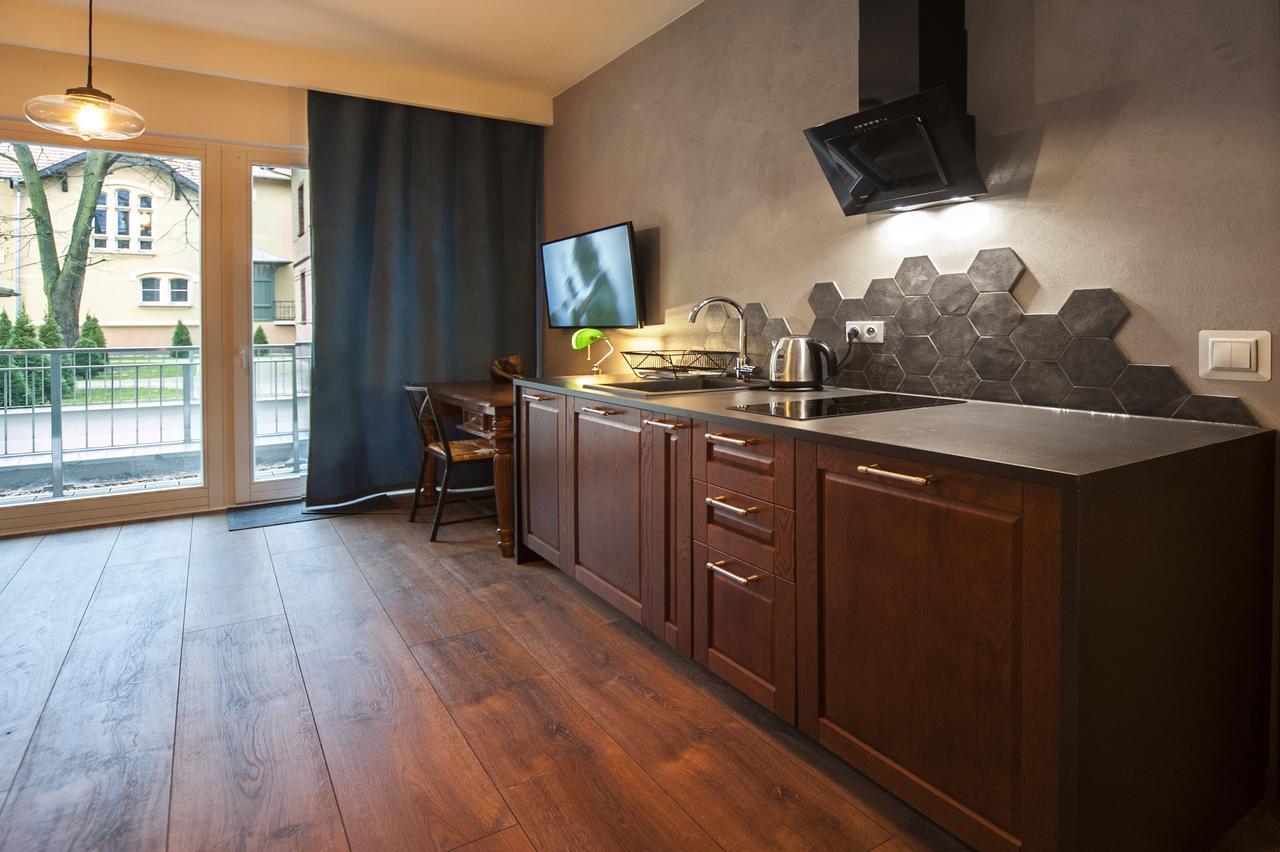 Very Berry - Orzeszkowej 10 - MTP Apartment, parking, balcony, check in 24h Posen Exterior foto